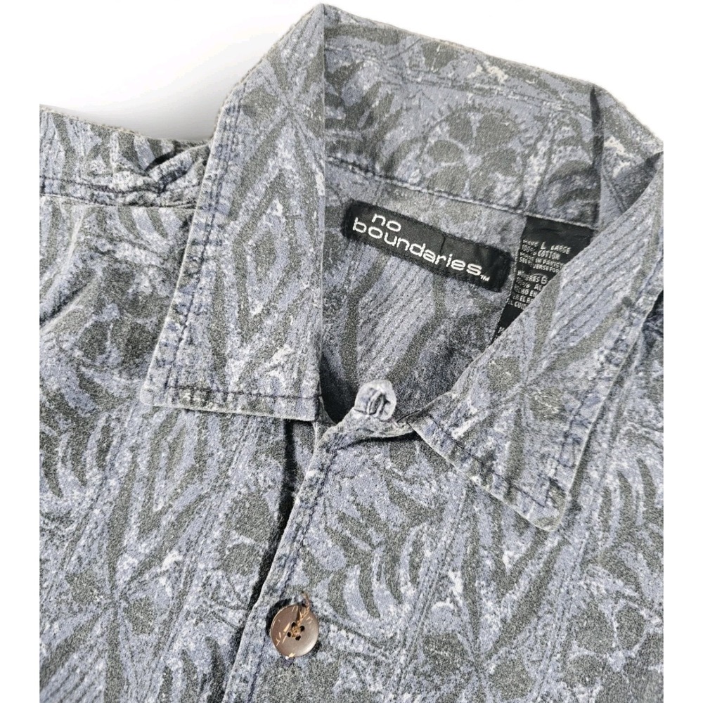 No Boundaries Gray Patterned Casual Button Down S… - image 1